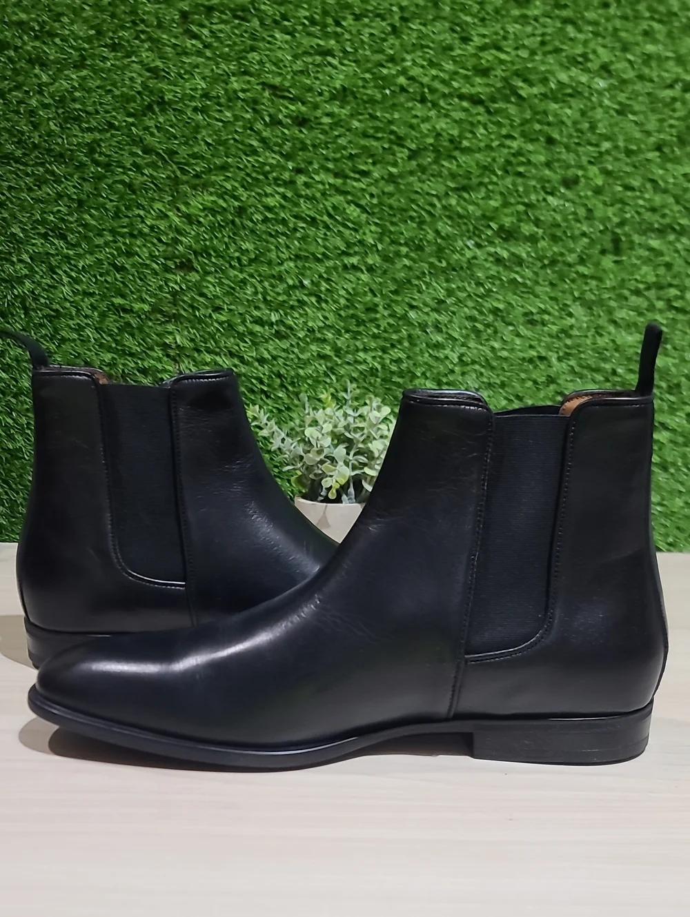Aquatalia Mens Adrian Black Boots / US 10.5 New
